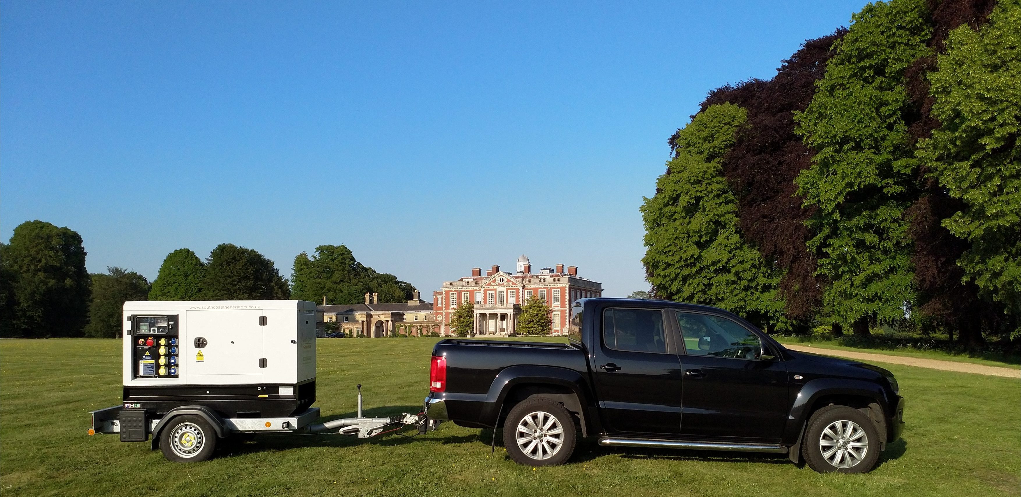 Private commercial generator hire